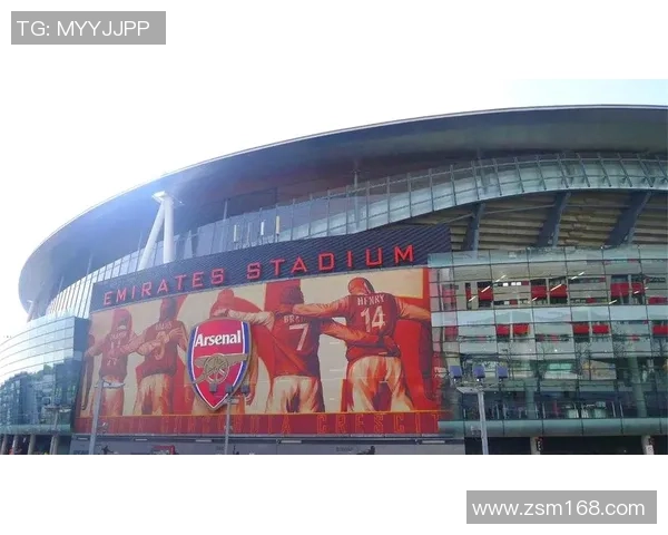 珍贵球星签名足球照片,记录传奇瞬间与光辉时刻的永恒纪念 珍贵球星签名足球照片,记录传奇瞬间与光辉时刻的永恒纪念