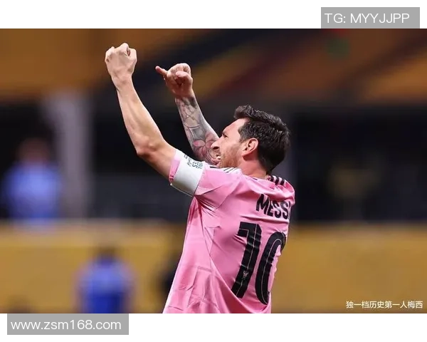 足球巨星最新动态：梅西C罗竞争再度升温，新一代天才崭露头角